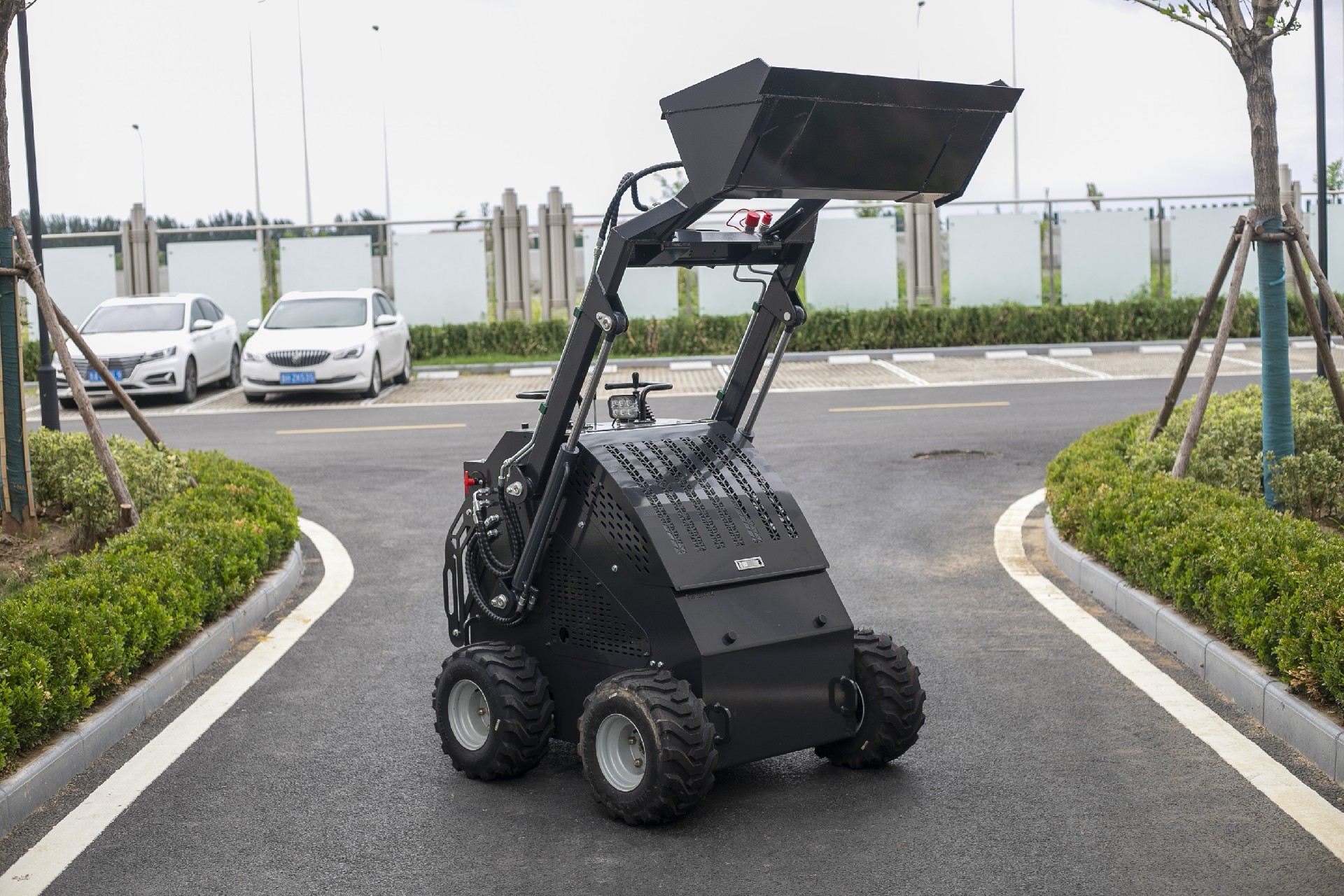小型滑移装载机 mini sikd steer loders.jpg