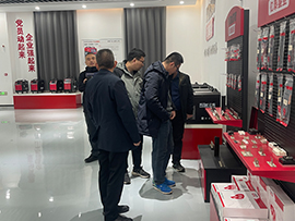易展国际与亿泰盛业达成战略合作，携手推动全自动焊接机器人领域发展
