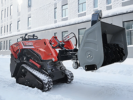 TOVISEN V1000滑移装载机 冬季除雪 “神器” 上线：小身材也能扛大活！