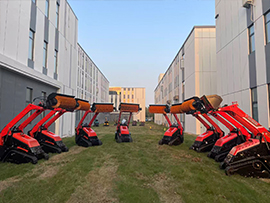 如何对比不同的小型滑移装载机供应商？4大核心维度帮你选对伙伴