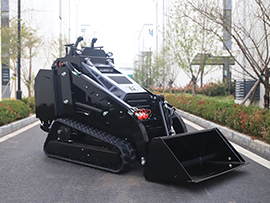 如何对比小型滑移装载机供应商？2026全方位采购与维护指南