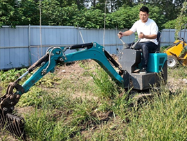 1吨小型挖掘机适合做哪些工程？